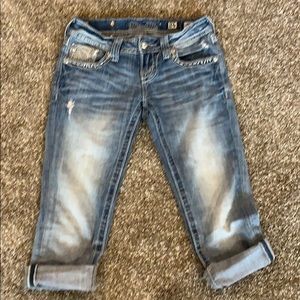 Miss Me, size 24. Cuffed Capris